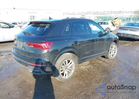 2024 Audi Q3 Premium 45 Tfsi S Line Quattro Tiptronic z USA, uszkodzony, nr VIN WA1DECF39R1135355